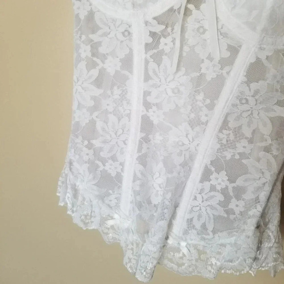 VINTAGE La Vie En Rose Satin Lace Bustier Corset White  36B - Picture 9 of 12